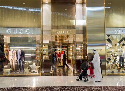 är gucci billigare i dubai